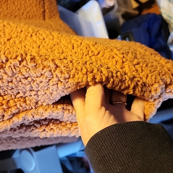 ARIE Teddybear sherpa size Large - Picture 7 of 7